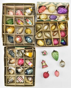 COLLECTION OF VINTAGE GLASS ORNAMENTS