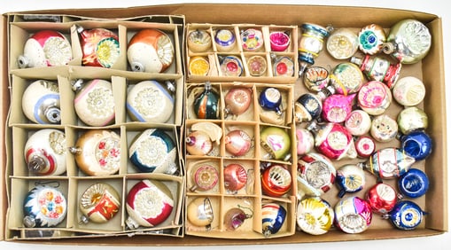 ASSORTMENT OF ANTIQUE & VINTAGE INDENT-STYLE ORNAMENTS