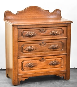 VICTORIAN WALNUT THREE-DRAWER CHEST