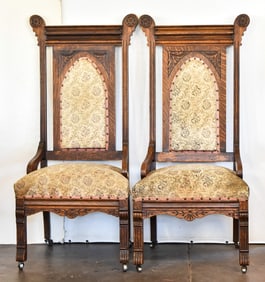 PAIR OF VICTORIAN QUARTERSAWN OAK THRONE CHAIRS