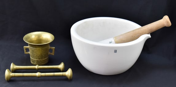 VICTORIAN & VINTAGE PHARMACIST'S MORTAR & PESTLES: COORS USA