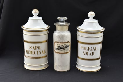 EARLY 20TH CENTURY PHARMACEUTICAL DISPLAY JARS: 'SAPO MEDICINAL', 'POLIGAL. AMAR', 'PV. TRAGACAN'