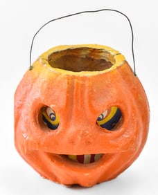 VINTAGE HALLOWEEN PAPER MACHE PULP GRINNING JACK O' LANTERN