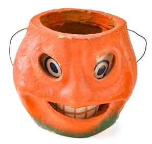 VINTAGE HALLOWEEN PAPER MACHE PULP GRINNING JACK O' LANTERN
