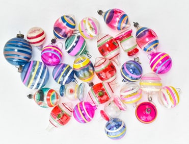 ASSORTED VINTAGE GLASS ORNAMENTS