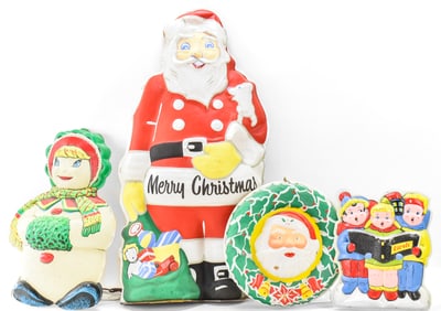 FOUR VINTAGE LIGHT-UP CHRISTMAS WALL & TABLE DECORATIONS