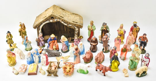 ASSORTED VINTAGE CHRISTMAS NATIVITY FIGURINES & MANGER