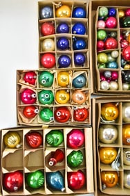 LARGE VINTAGE CHRISTMAS BALL ORNAMENT ASSORTMENT