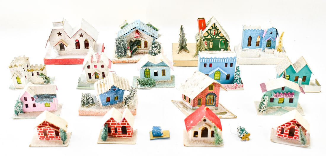 VINTAGE CHRISTMAS PUTZ HOUSES: JAPAN & TAIWAN (1 of 5)