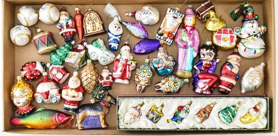 ASSORTED VINTAGE CHRISTMAS GLASS FIGURAL TREE ORNAMENTS