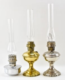ASSORTED PEWTER & BRASS OIL LAMPS
