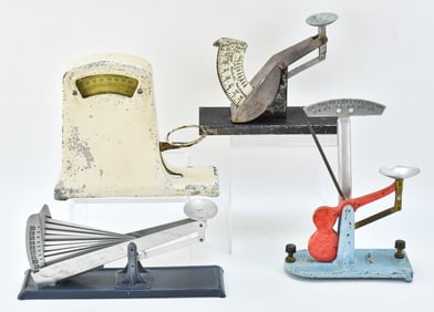 COLLECTION OF EARLY 20TH C. COUNTRY STORE EGG SCALES
