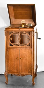 BRUNSWICK-BALKE-COLLENDER CO. ULTONA PHONOGRAPH CABINET