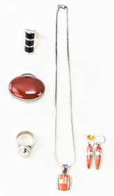 COLLECTION OF STERLING SILVER JEWELRY
