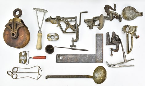 COLLECTION OF ANTIQUE KITCHEN TOOLS & UTENSILS
