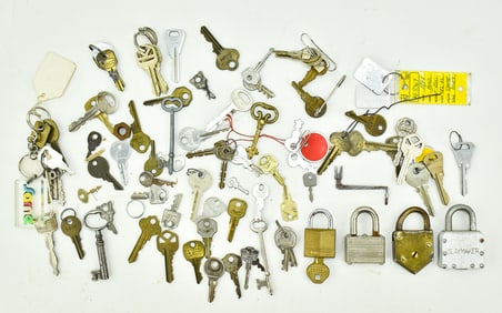 VINTAGE KEY & LOCK ASSORTMENT: FORD, GENERAL MOTORS, & MORE