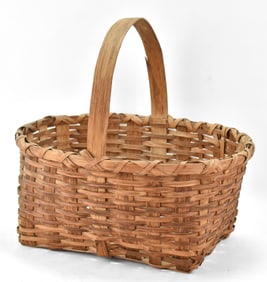 WICKER BASKET