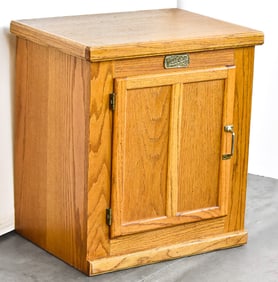 SIMMONS HARDWARE COMPANY 'WHITE CLAD' OAK ICE BOX