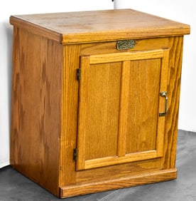 SIMMONS HARDWARE COMPANY 'WHITE CLAD' OAK ICE BOX