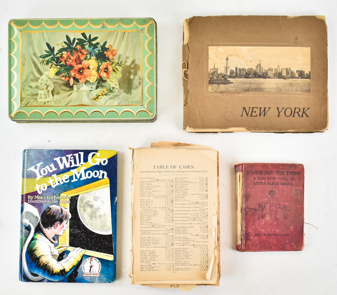 ANTIQUE & VINTAGE BOOK ASSORTMENT: 'YOU WILL GO TO THE MOON', 'SAMBO...', NEW YORK', & MORE: This lot includes the following vintage books: Mae & Ira Freeman 1971 "You Will Go to the Moon" revised edition, Helen Bannerman 1936 "Sambo and the Twins", A. Wittemann "New York" souvenir bookle