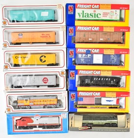ASSORTED VINTAGE TRAINS: BACHMANN, LIFE-LIKE TRAINS, MODEL POWER, GILBERT