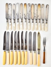 COLLECTION OF SILVERPLATE DINNER KNIVES