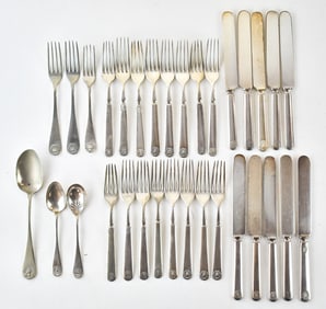 ASSORTED SILVERPLATE FLATWARE
