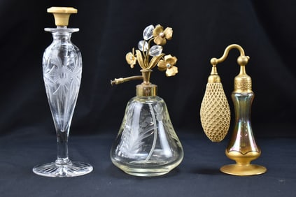 THREE ANTIQUE PERFUME BOTTLES