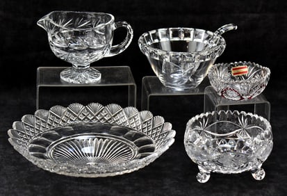 COLLECTION OF CRYSTAL TABLEWARE