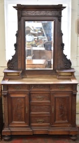 VICTORIAN WALNUT DRESSER