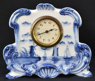 GERMAN DELFT BLUE-ON-WHITE WIND-UP MANTEL CLOCK