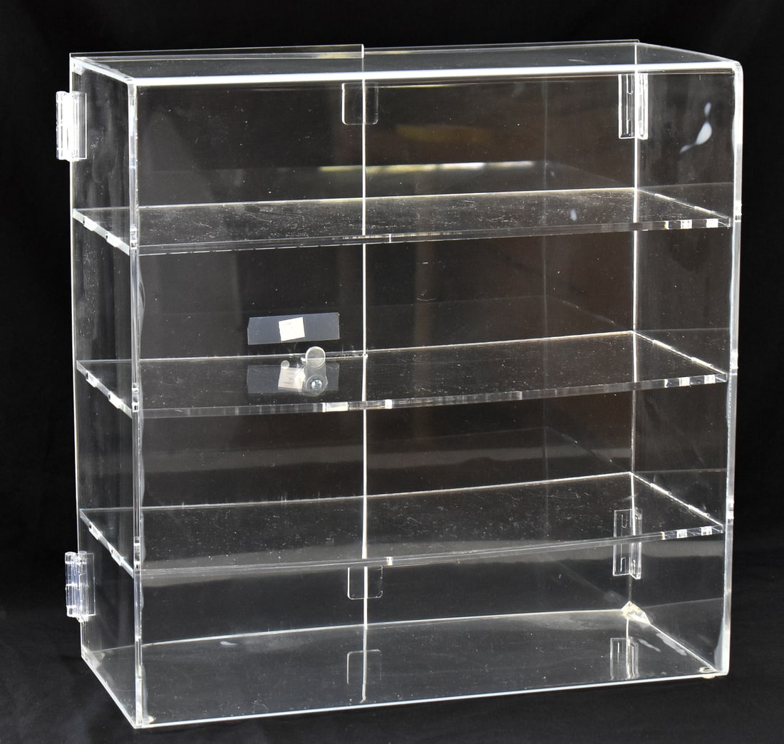 PLEXIGLASS LOCKING STORE DISPLAY CABINET (1 of 2)