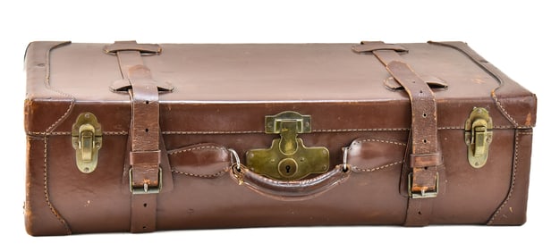 VINTAGE LEATHER SUITCASE