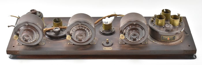 EARLY 20TH C. ATWATER KENT DETECTOR & 2 STAGE A. F. AMPLIFIER BOARD