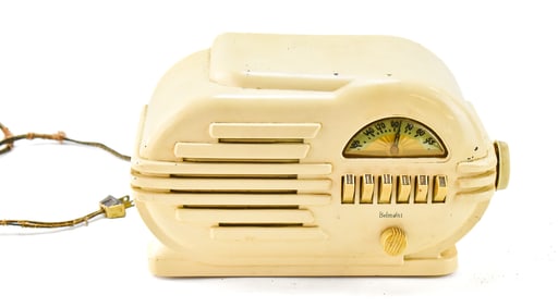BELMONT RADIO MODEL 6D111 TUBE RADIO