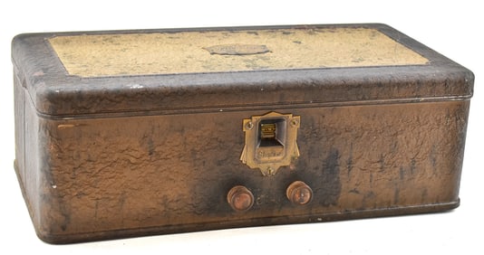 SEARS, ROEBUCK & COMPANY SILVERTONE MODEL 106 RADIO