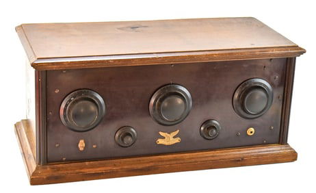 EAGLE RADIO COMPANY NEUTRODYNE TYPE B TUBE RADIO