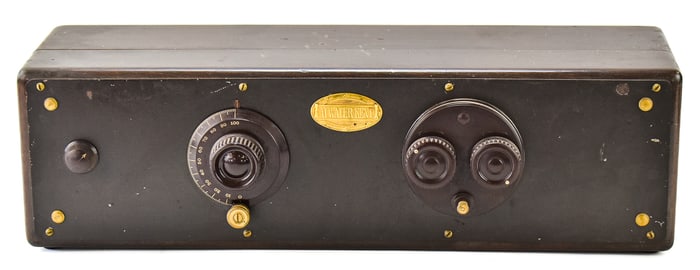 ATWATER KENT MANUFACTURING COMPANY MODEL 33 TUBE RADIO