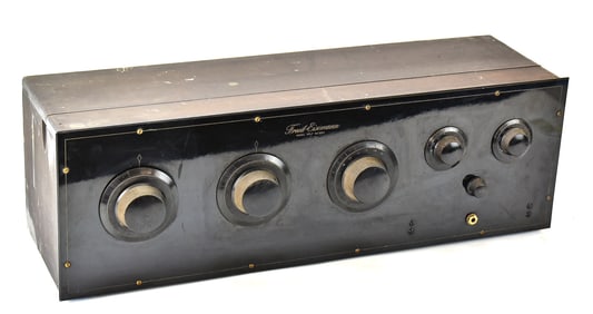 FREED-EISEMANN NEUTRODYNE MODEL NR-7 TUBE RADIO