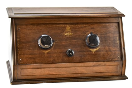 THE MONTGOMERY WARD COMPANY WARD'S TUBE AIRLINE RADIO RECEIVING SET No. 7051