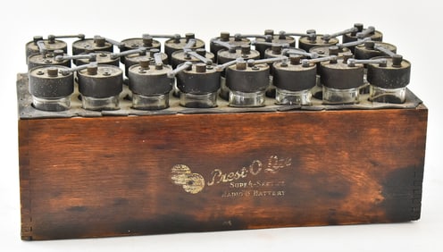 PRESTO-LITE RADIO 'B' WOODEN BATTERY BANK