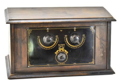 CHICAGO NIPPLE MANUFACTURING COMPANY BLUE RIBBON TUBE BROADCAST RECEIVER