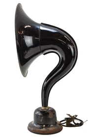 GRIGSBY-GRUNOW-HINDS COMPANY (GGH) BAKELITE HORN LOUDSPEAKER