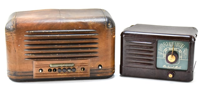 VINTAGE PACKARD BELL COMPANY TUBE RADIOS: MODEL 501 & A SIX TUBE RADIO