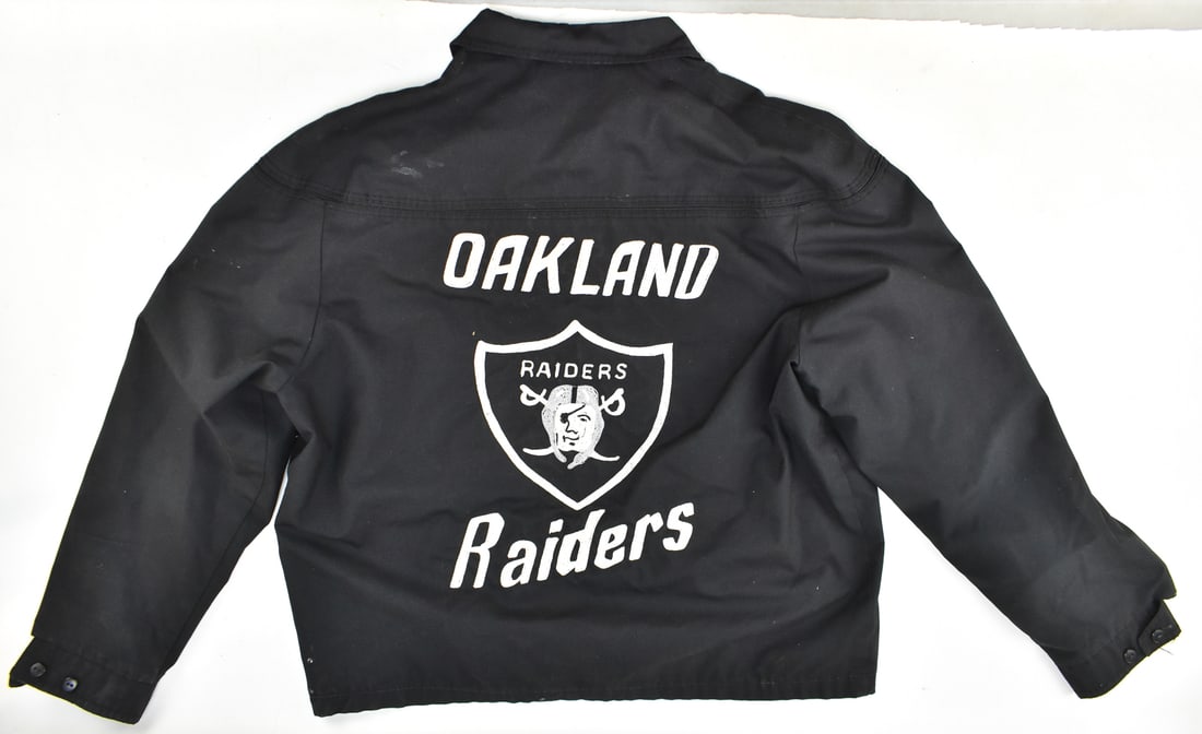 VINTAGE CHAIN-STITCHED OAKLAND RAIDERS JACKET (1 of 4)