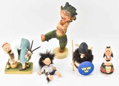 SCANDINAVIAN SCULPTURE ASSORTMENT