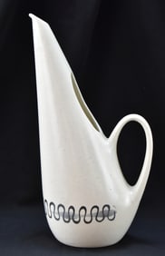 METLOX POPPY TRAIL 'AZTEC' PATTERN PITCHER