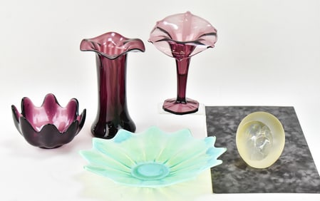 ASSORTED BLOWN & PATTERN GLASSWARE BY BLENKO & MORE