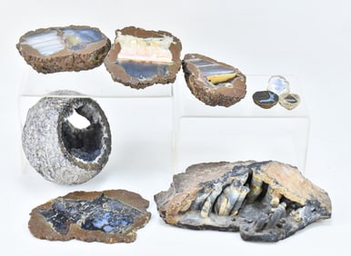 COLLECTION OF GEODES & THUNDER EGGS