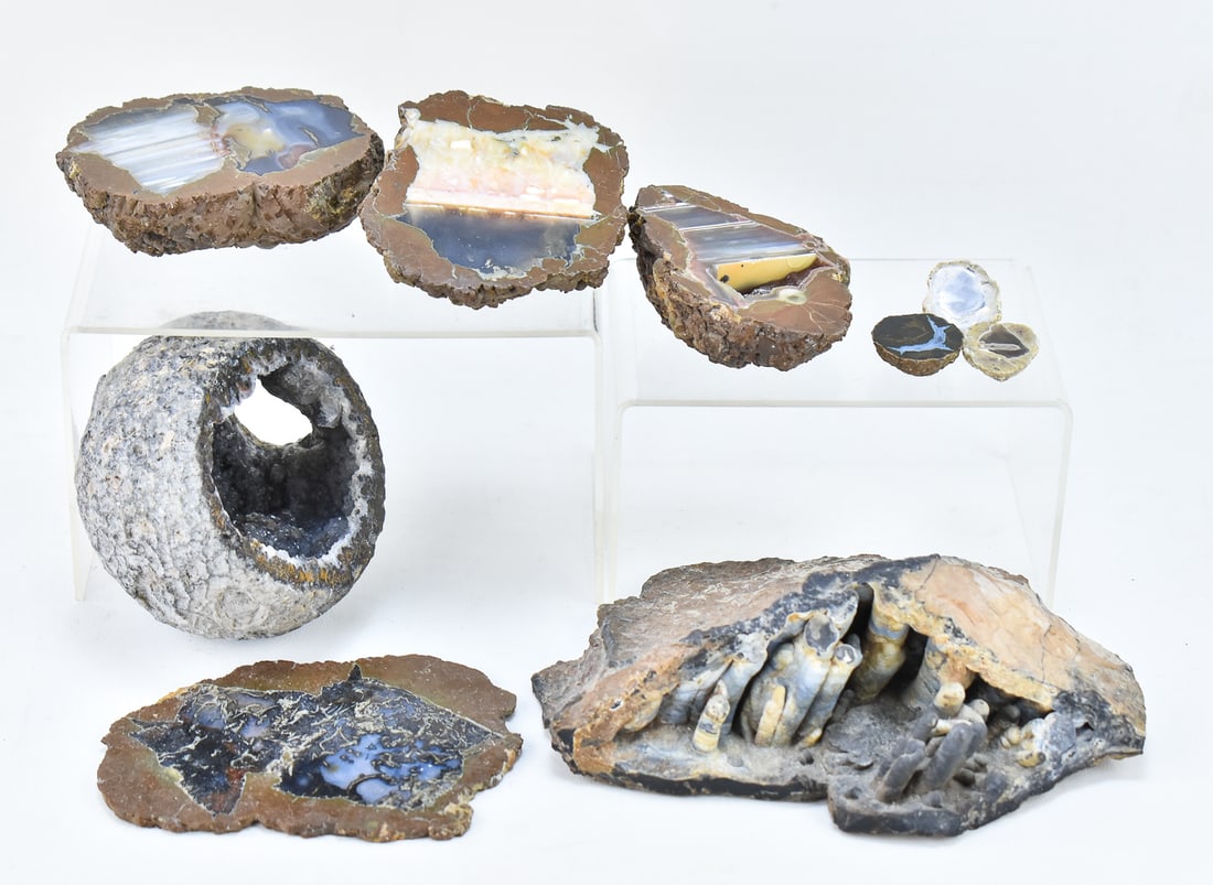 COLLECTION OF GEODES & THUNDER EGGS (1 of 3)